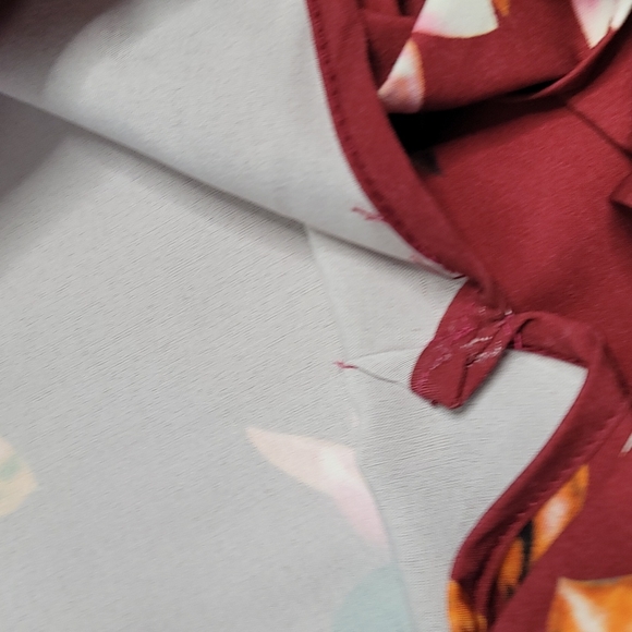 Shein Curve red long sleeve floral red top sz 1xl - Picture 5 of 11